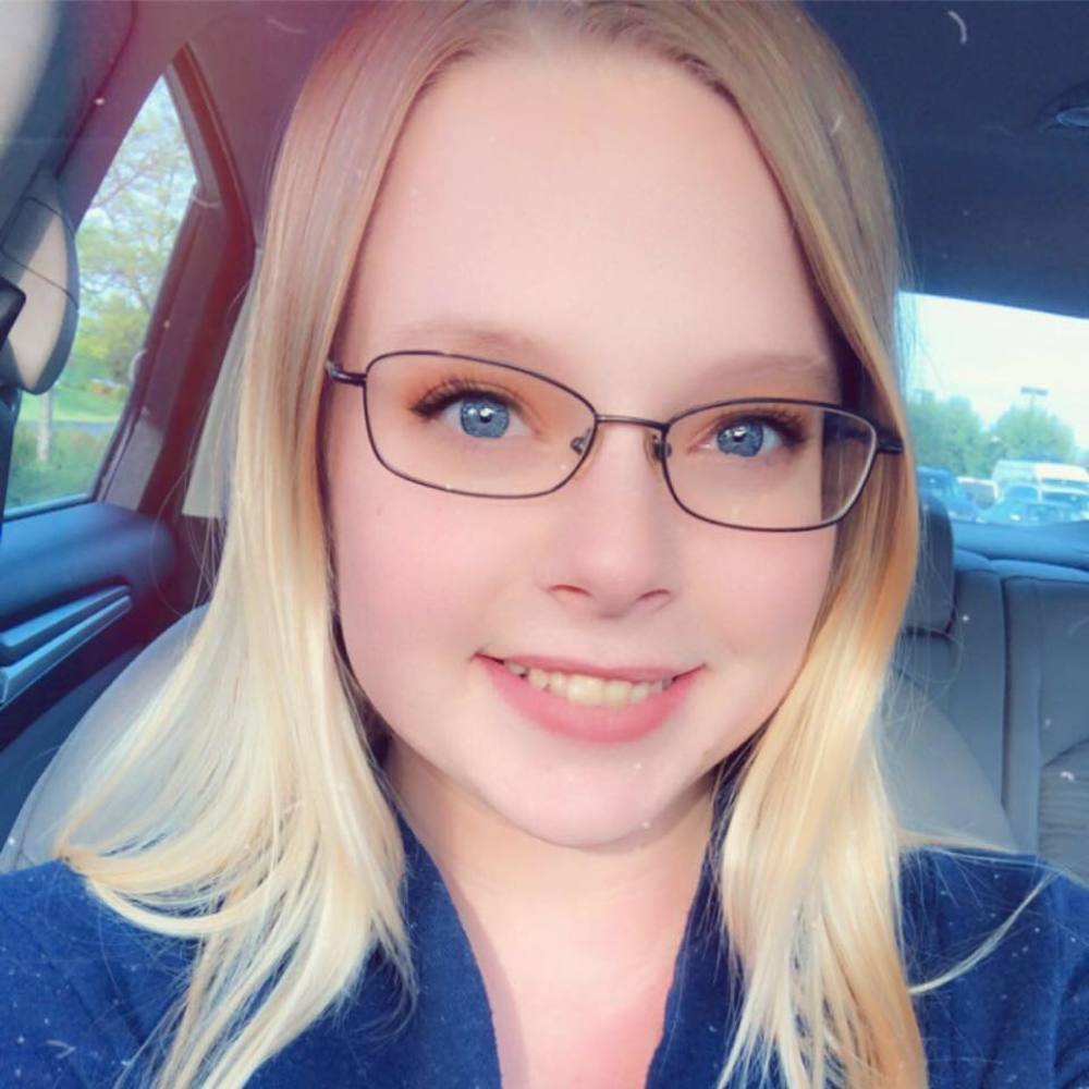 Meet your Posher, Ariel